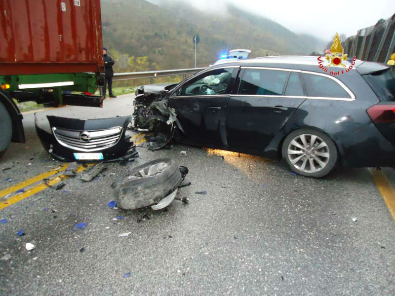 incidente ss761 tra frabriano e serra san quirico ancona notizie